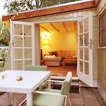 The Sunbird - With Luxurious Bathroom & Sauna * Diessen