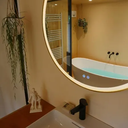 Alpstuga The Sunbird - Pool, Sauna & Luxery *