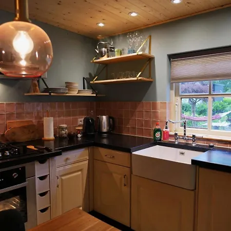 The Sunbird - With Luxurious Bathroom